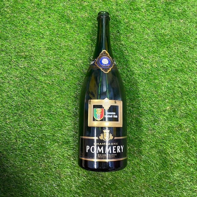 cover image of the auction item