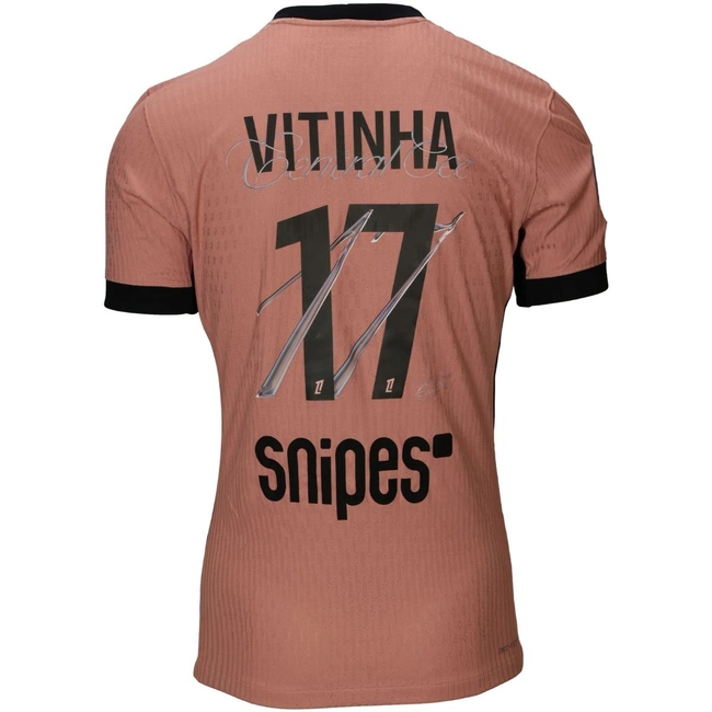 cover image of the auction item