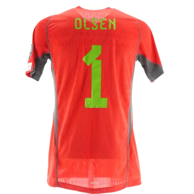 cover image of the auction item