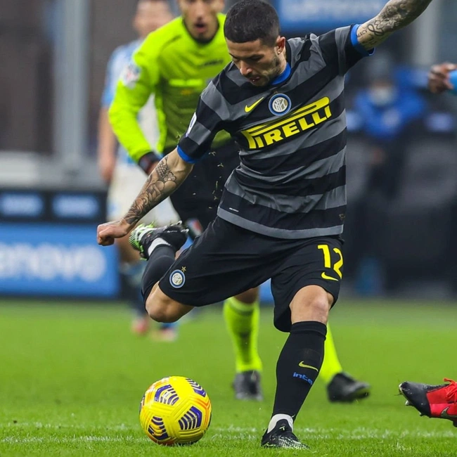 cover image of the auction item