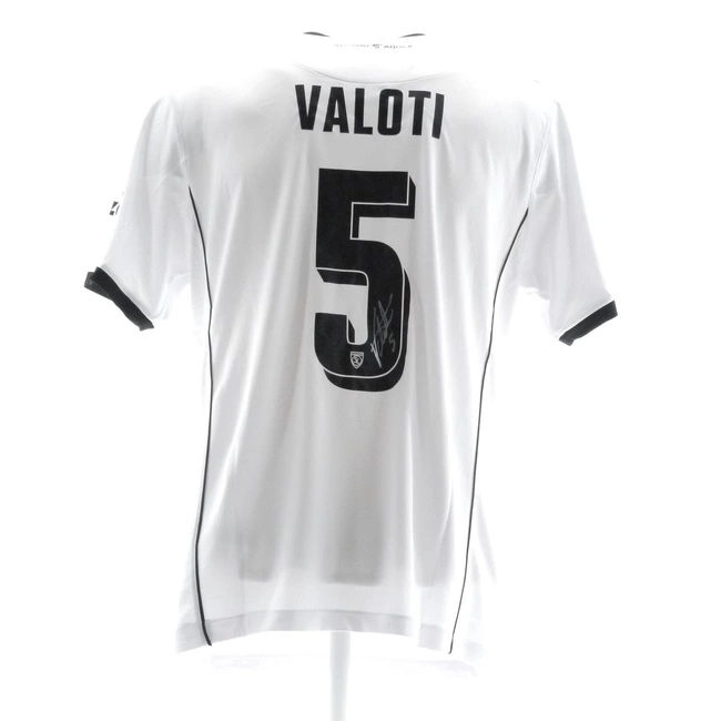 cover image of the auction item