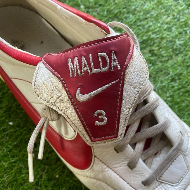 cover of the auction item