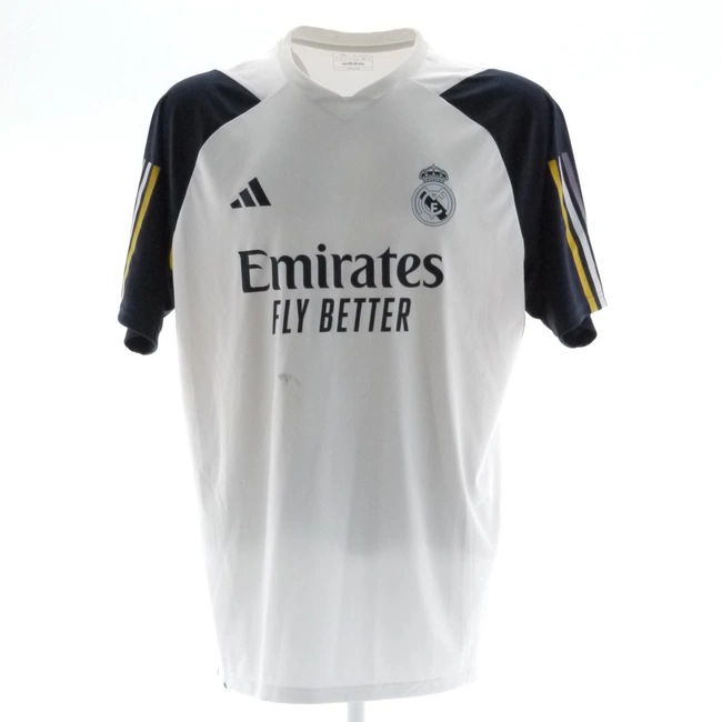 cover image of the auction item