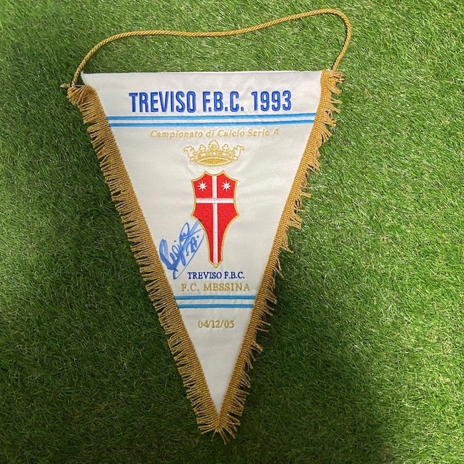 cover image of the auction item