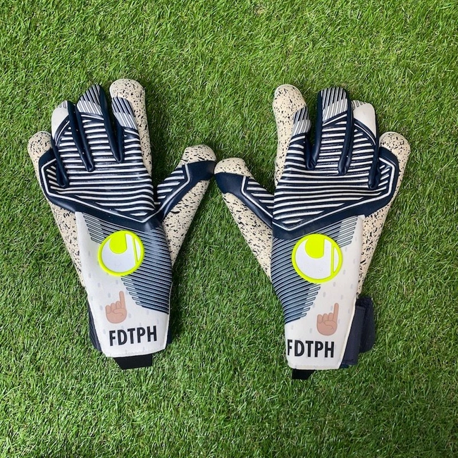 cover image of the auction item